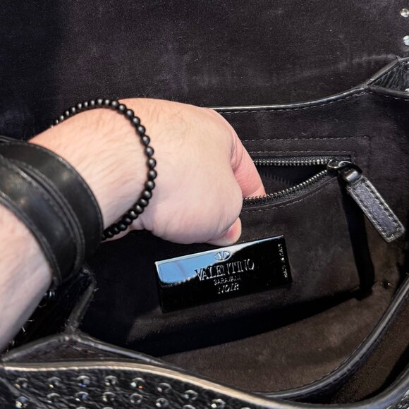 Valentino Black Star Crystal Rolling Rockstud Crossbody Bag - Picture 14 of 16